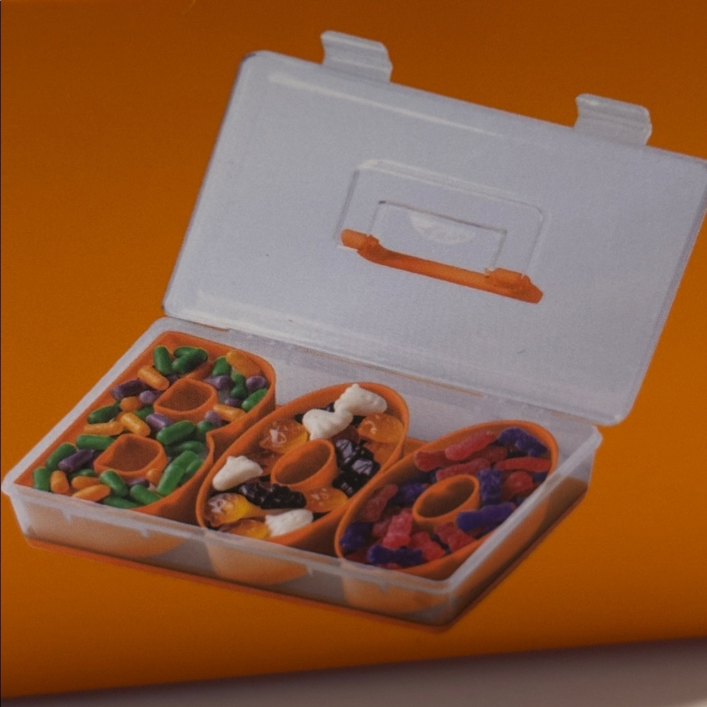 CWC BOO Halloween Snackle Box - Picture 10 of 12